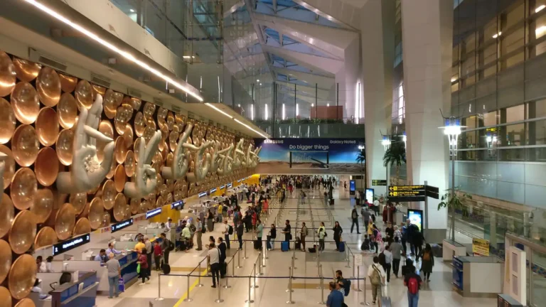 India green energy powered airports