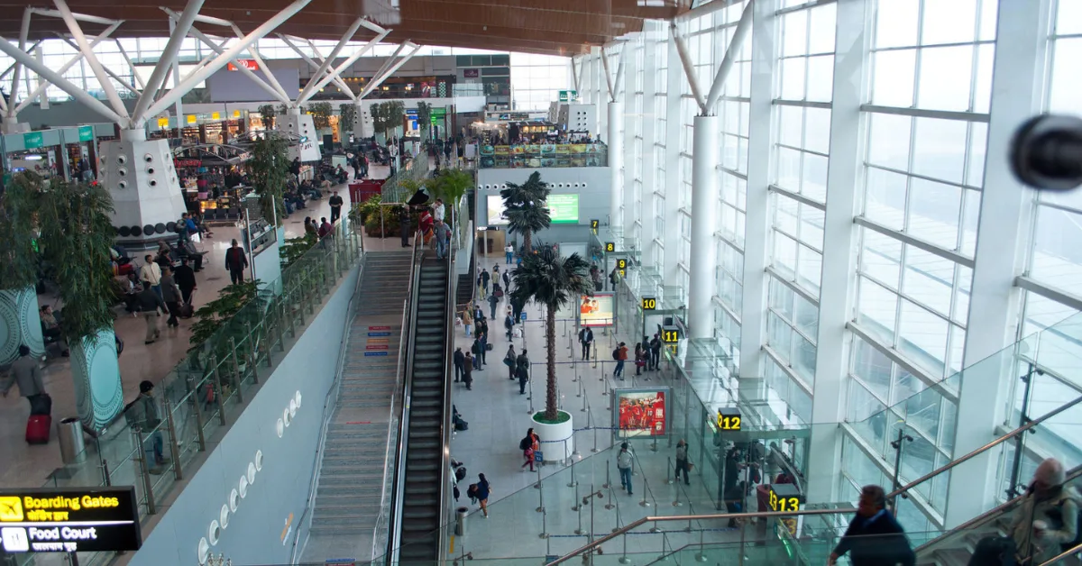 India handles 35.05 crore air travellers with passengers inside Delhi Airport terminal