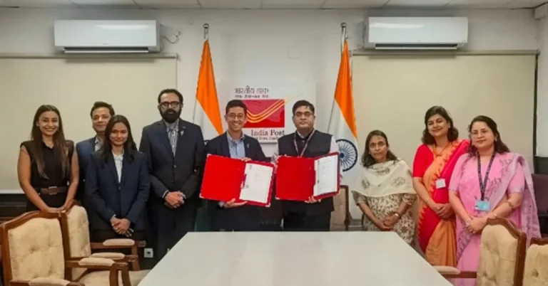 India Post logistics network with DTDC parcel delivery operations across India