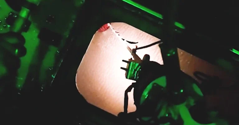 IAF Mi-17 V5 crew during night Bambi Bucket operations over the Kasauli forest fire