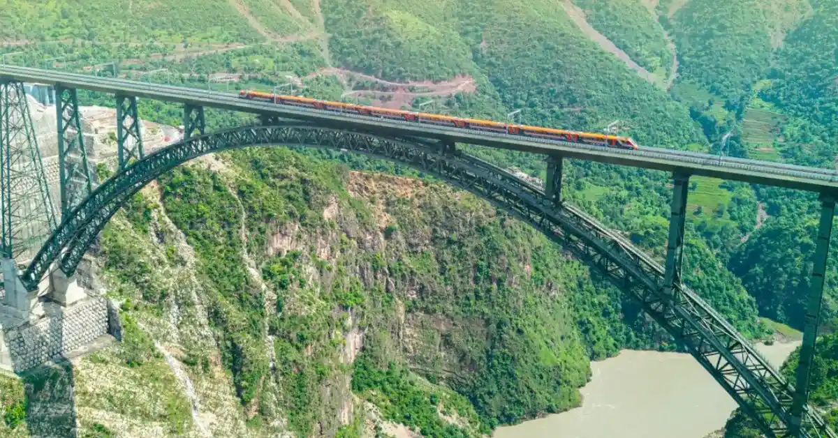 Jammu Tawi-Srinagar Vande Bharat train crossing Chenab Bridge