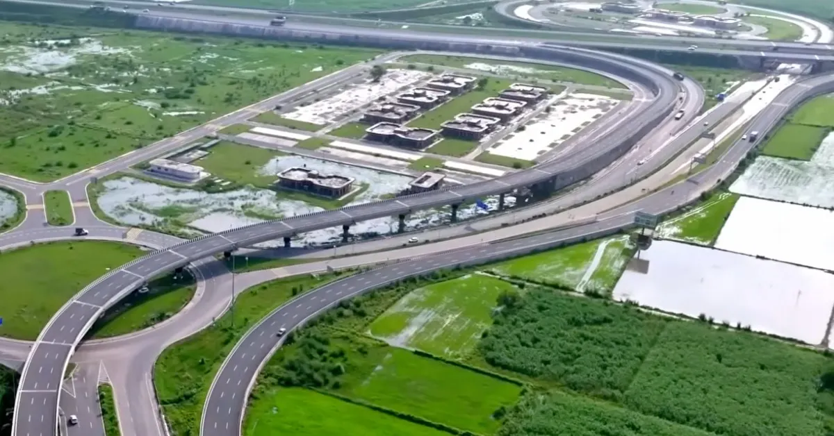 Jewar Airport highway connectivity corridor near DND-Faridabad-Sohna route