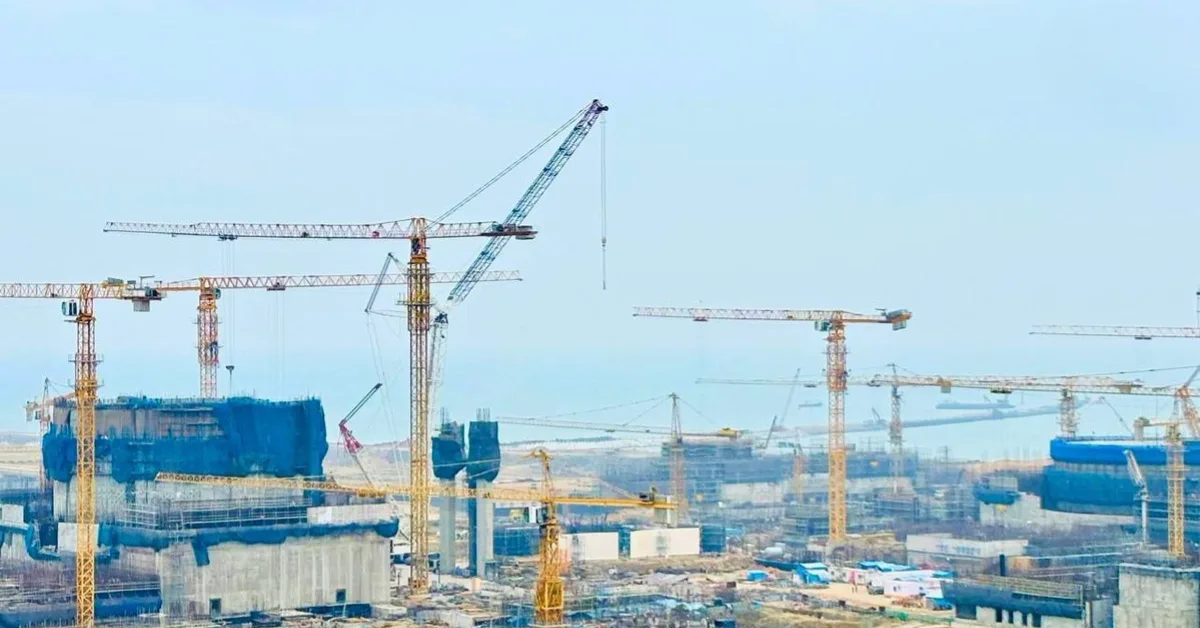 Kudankulam Nuclear Power Project Units 5 and 6 under construction with reactor equipment installation