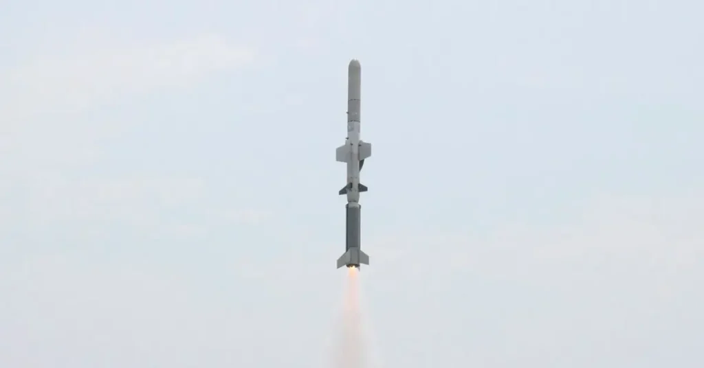 India demonstrates missile shield capability against ICBM-class threats, tests Naval Anti-Ship Missile 4 India demonstrates defence capability against ICBM-Class Threats during missile testing